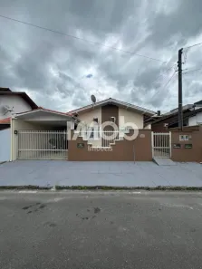 Casa com 3 Quartos à venda, 252m² no Tifa Martins, Jaraguá do Sul