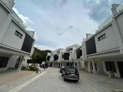 Sobrado com 3 Quartos à venda, 210m² no Bairro das Palmeiras, Campinas