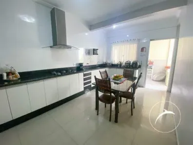 Casa com 4 Quartos à venda, 300m² no Riacho Fundo I, Brasília