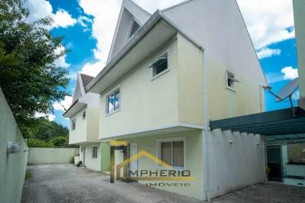 Sobrado com 3 Quartos à venda, 167m² no Boqueirão, Curitiba