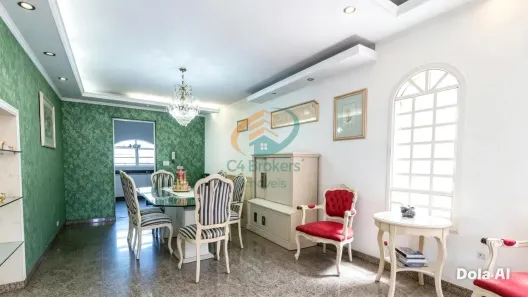 Sobrado com 4 Quartos à venda, 447m² no Vila Galvão, Guarulhos