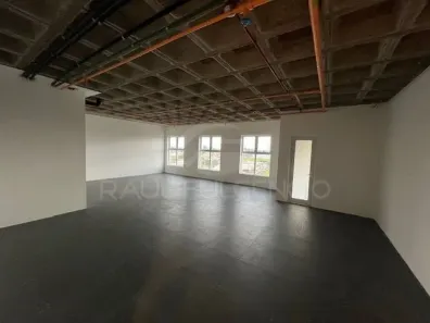 Sala Comercial para alugar, 75m² no Bela Suiça, Londrina