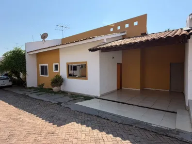 Casa de Condomínio com 3 Quartos à venda, 130m² no Residencial Acrópole II, Goiânia