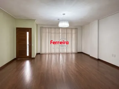 Prédio Comercial para alugar, 600m² no Floresta, Porto Alegre