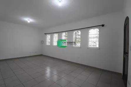Casa com 2 Quartos para alugar, 194m² no Vila Camilópolis, Santo André