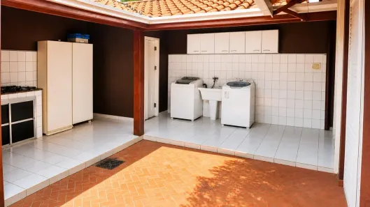 Casa de Condomínio com 3 Quartos à venda, 200m² no Jardim Califórnia, Jacareí