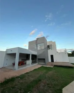 Casa com 4 Quartos à venda, 230m² no Vale do Igapó, Bauru