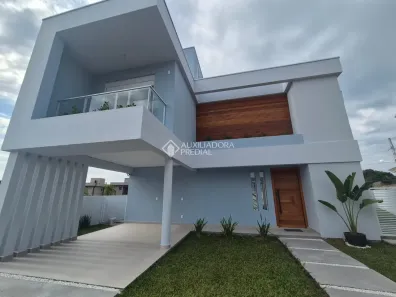 Casa de Condomínio com 4 Quartos à venda, 226m² no São João do Rio Vermelho, Florianópolis