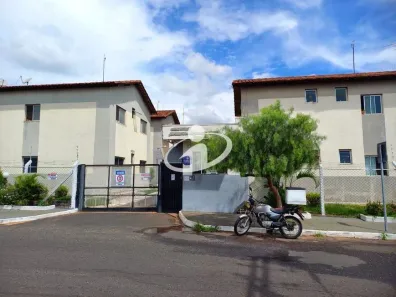 Apartamento com 2 Quartos para alugar, 50m² no Granada, Uberlândia