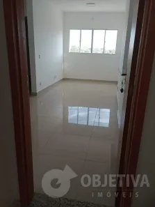 Apartamento com 2 Quartos à venda, 66m² no Dona Zulmira, Uberlândia