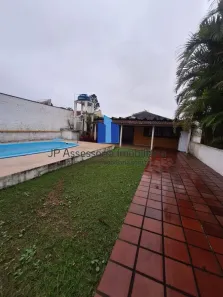 Casa com 4 Quartos para alugar, 230m² no , Matinhos