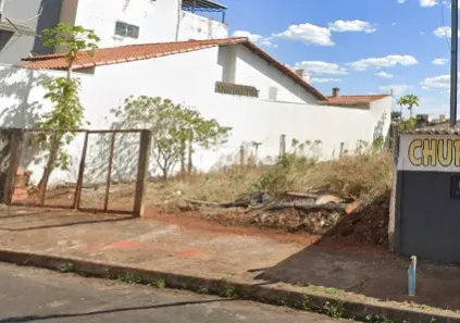 Lote/Terreno à venda, 360m² no Santa Mônica, Uberlândia