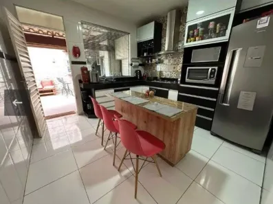 Casa com 3 Quartos à venda, 96m² no Sapucaias III, Contagem