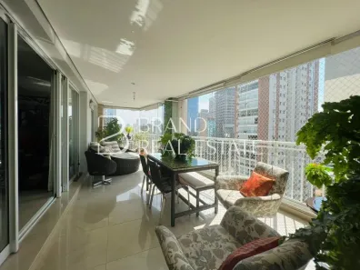 Apartamento com 3 Quartos para alugar, 186m² no Itaim Bibi, São Paulo