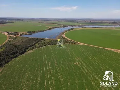 Fazenda/Sítio com 3 Quartos à venda, 5614m² no , Britânia