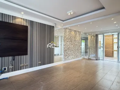 Casa com 4 Quartos à venda, 163m² no Seminário, Curitiba