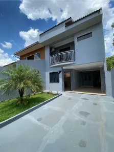 Sobrado com 3 Quartos à venda, 175m² no Santa Cruz, Cascavel