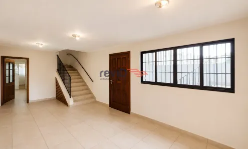 Casa com 3 Quartos à venda, 242m² no Jardim Prudência, São Paulo