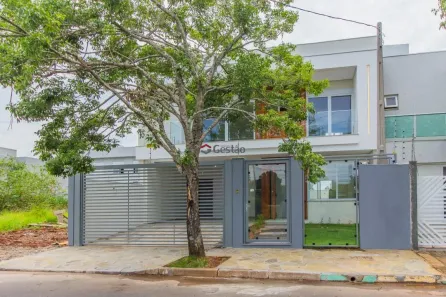 Sobrado com 3 Quartos à venda, 230m² no Estância Velha, Canoas