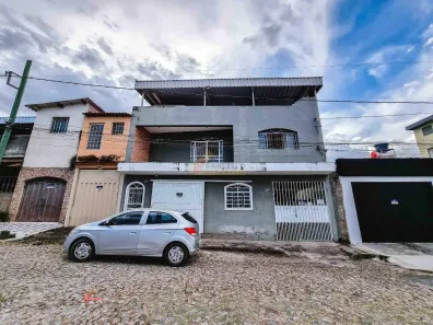 Casa com 6 Quartos à venda, 300m² no Catalão, Divinópolis
