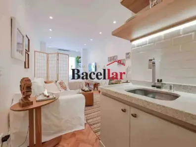 Kitnet com 1 Quarto à venda, 35m² no Copacabana, Rio de Janeiro