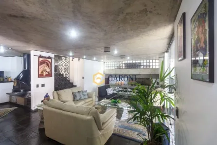 Casa com 3 Quartos à venda, 450m² no Vila Madalena, São Paulo