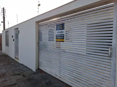 Casa com 4 Quartos à venda, 200m² no São Pedro, Londrina