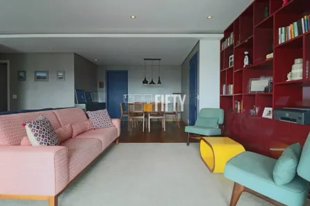 Apartamento com 3 Quartos para alugar, 132m² no Cidade Monções, São Paulo