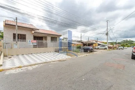 Sobrado com 5 Quartos à venda, 180m² no Santa Cândida, Curitiba