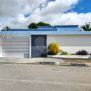 Casa com 2 Quartos à venda, 147m² no Centenário, Boa Vista
