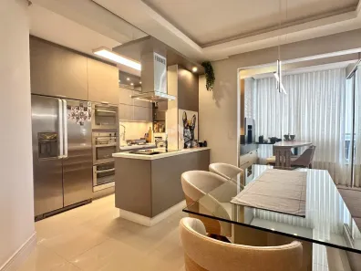 Apartamento com 2 Quartos à venda, 81m² no Estreito, Florianópolis