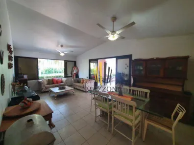 Casa de Condomínio com 4 Quartos para venda ou aluguel, 200m² no Maria Farinha, Paulista