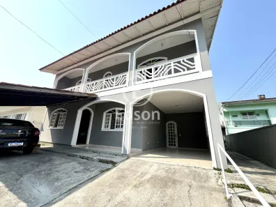 Casa com 5 Quartos à venda, 280m² no Fazenda Santo Antônio, São José