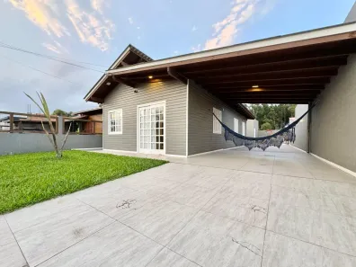 Casa com 2 Quartos para alugar, 90m² no , Capão da Canoa