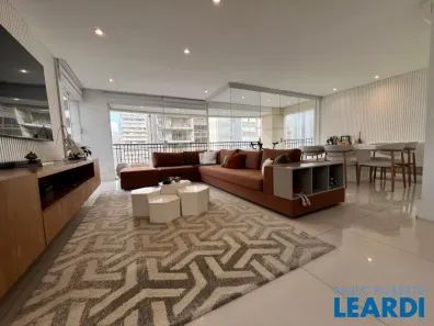 Apartamento com 3 Quartos à venda, 200m² no Santa Cecília, São Paulo