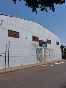 Galpão/Depósito/Armazém à venda, 800m² no Presidente Dutra, Ribeirão Preto