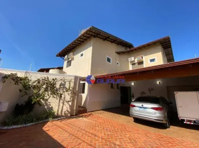 Casa com 3 Quartos à venda, 500m² no Universitário, São José do Rio Preto