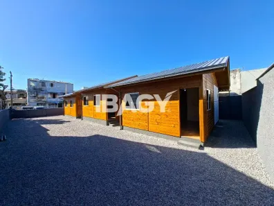 Casa com 2 Quartos para alugar, 30m² no Ponte do Imaruim, Palhoça