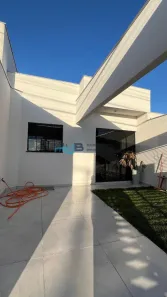 Casa com 3 Quartos à venda, 112m² no Colúmbia, Londrina