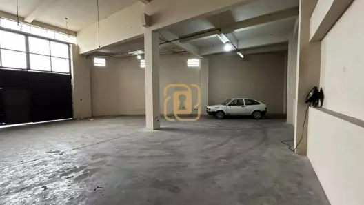 Sala Comercial para alugar, 273m² no Jardim Mariliza, São Paulo
