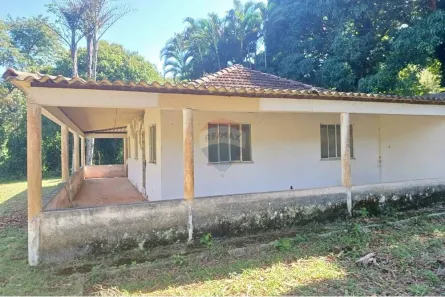 Fazenda/Sítio com 3 Quartos à venda, 150m² no Rio Mole (Bacaxá), Saquarema