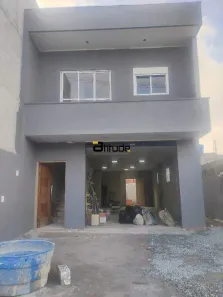Casa com 2 Quartos à venda, 134m² no Alto de Santa Lúcia, Carapicuíba