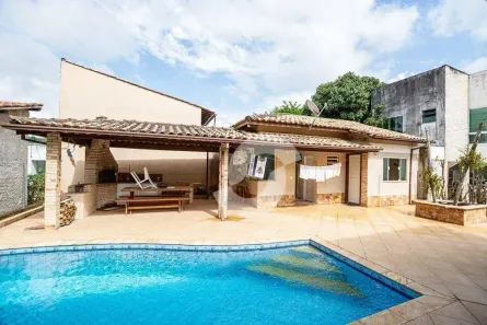 Casa de Condomínio com 4 Quartos à venda, 270m² no Várzea das Moças, Niterói