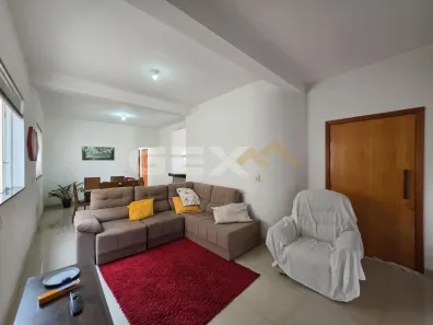 Casa com 3 Quartos à venda, 366m² no Manoel Valinhas, Divinópolis
