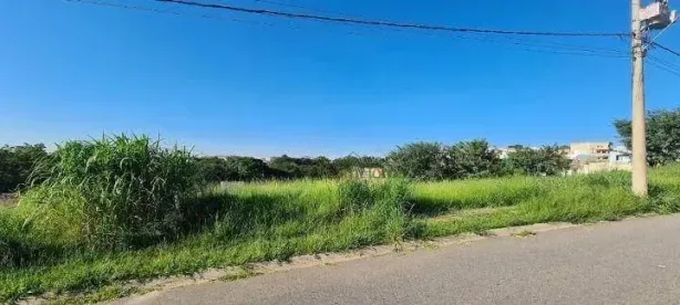 Lote/Terreno à venda, 250m² no Santa Cândida, Vinhedo