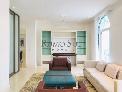 Apartamento com 3 Quartos para alugar, 226m² no Campo Belo, São Paulo