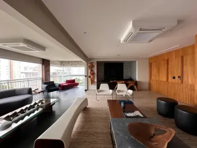 Apartamento com 3 Quartos para alugar, 206m² no Vila Romana, São Paulo