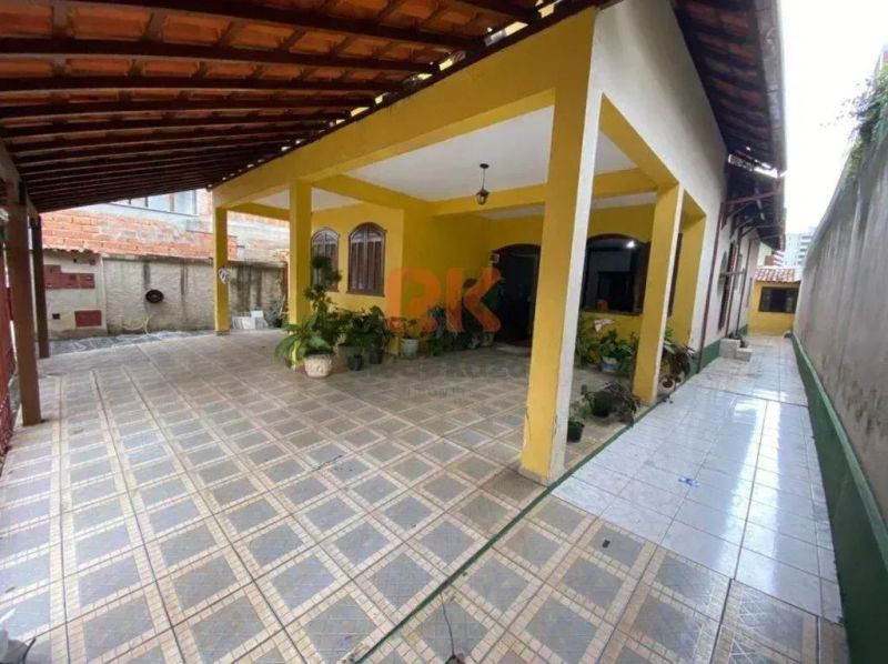 Casa com 5 quartos — Paquetá, Belo Horizonte