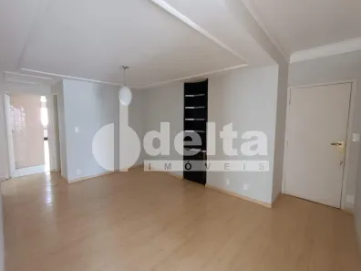 Apartamento com 7 Quartos para alugar, 270m² no Centro, Uberlândia