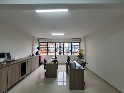 Sala Comercial à venda, 50m² no Centro Histórico, Porto Alegre